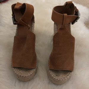 Marc Fisher Espadrille Wedge size 5.5